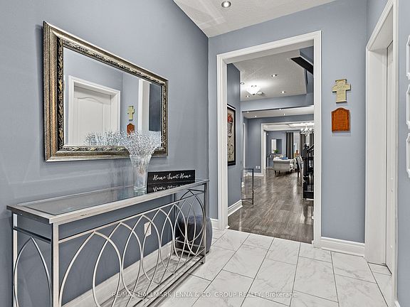 4th image of 803 Logperch Cir
