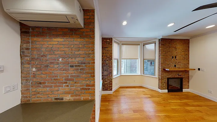 Rented by Bold New York | media 7