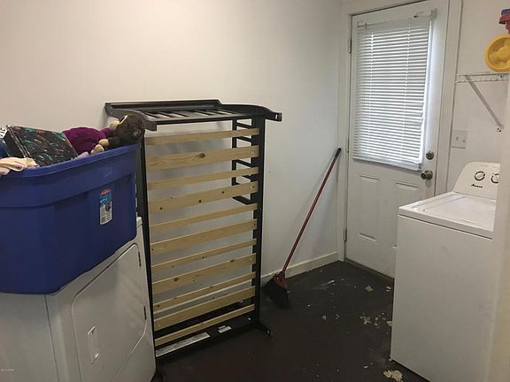 5th image of 4066 Bryan St