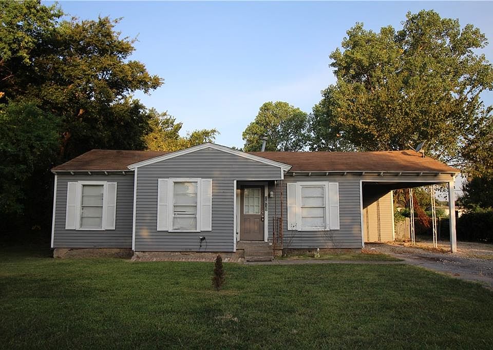 2nd image of 2619 Sheilah Dr