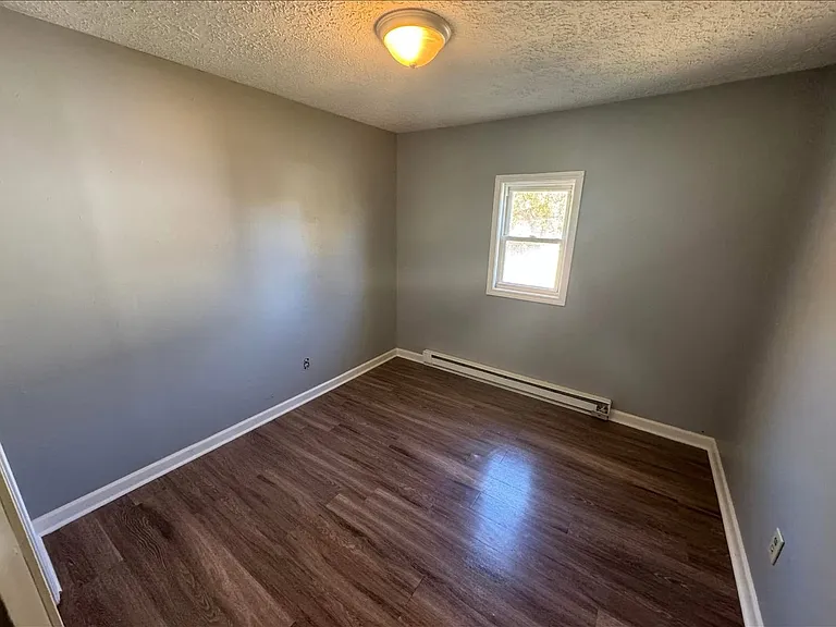 357 Brighton Blvd #4 — Photo 3