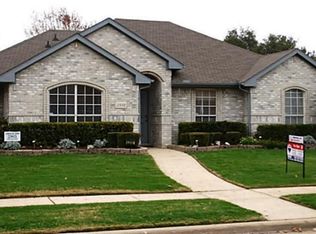 2338 Briarbrook Ln, Garland, TX 75040