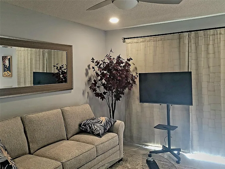 4215 E Bay Dr #1508B — Photo 6