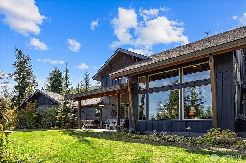 3rd image of 40 Snow Ridge Drive