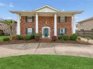 4924 Sanford St, Metairie, LA 70006