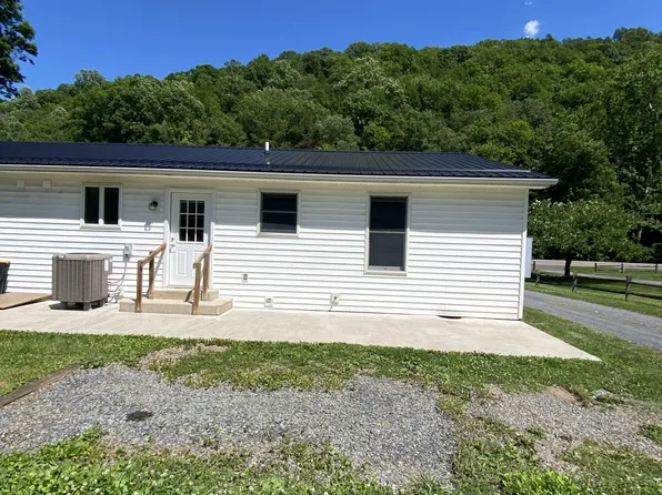 3892 New Creek Hwy, Keyser, WV 26726