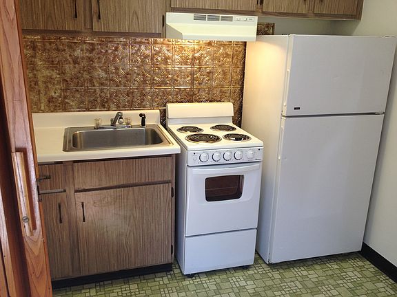 2nd image of 90 Gregory Ave APT 10