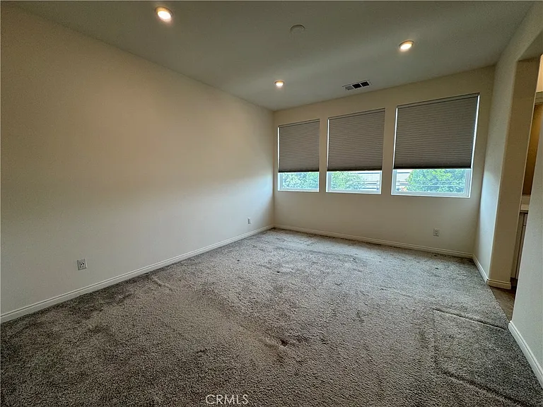 29 Lyric Way — Photo 8