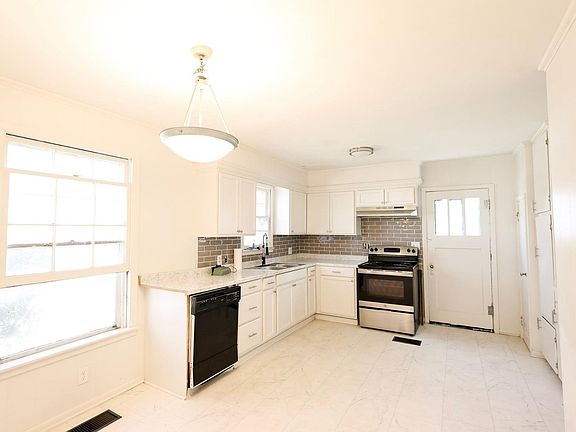 4th image of 805 W 6th St