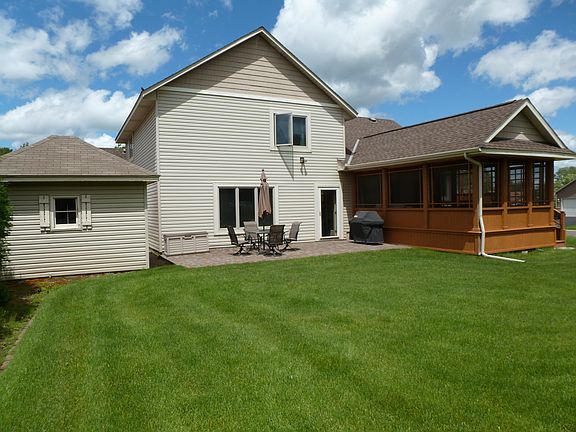 2nd image of 7451 31st St N