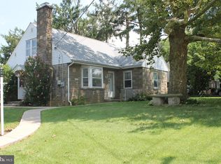 1303 E Derry Rd, Hershey, PA 17033