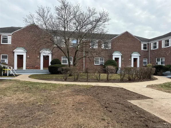 131-59 234th Street #2, Rosedale, NY 11422