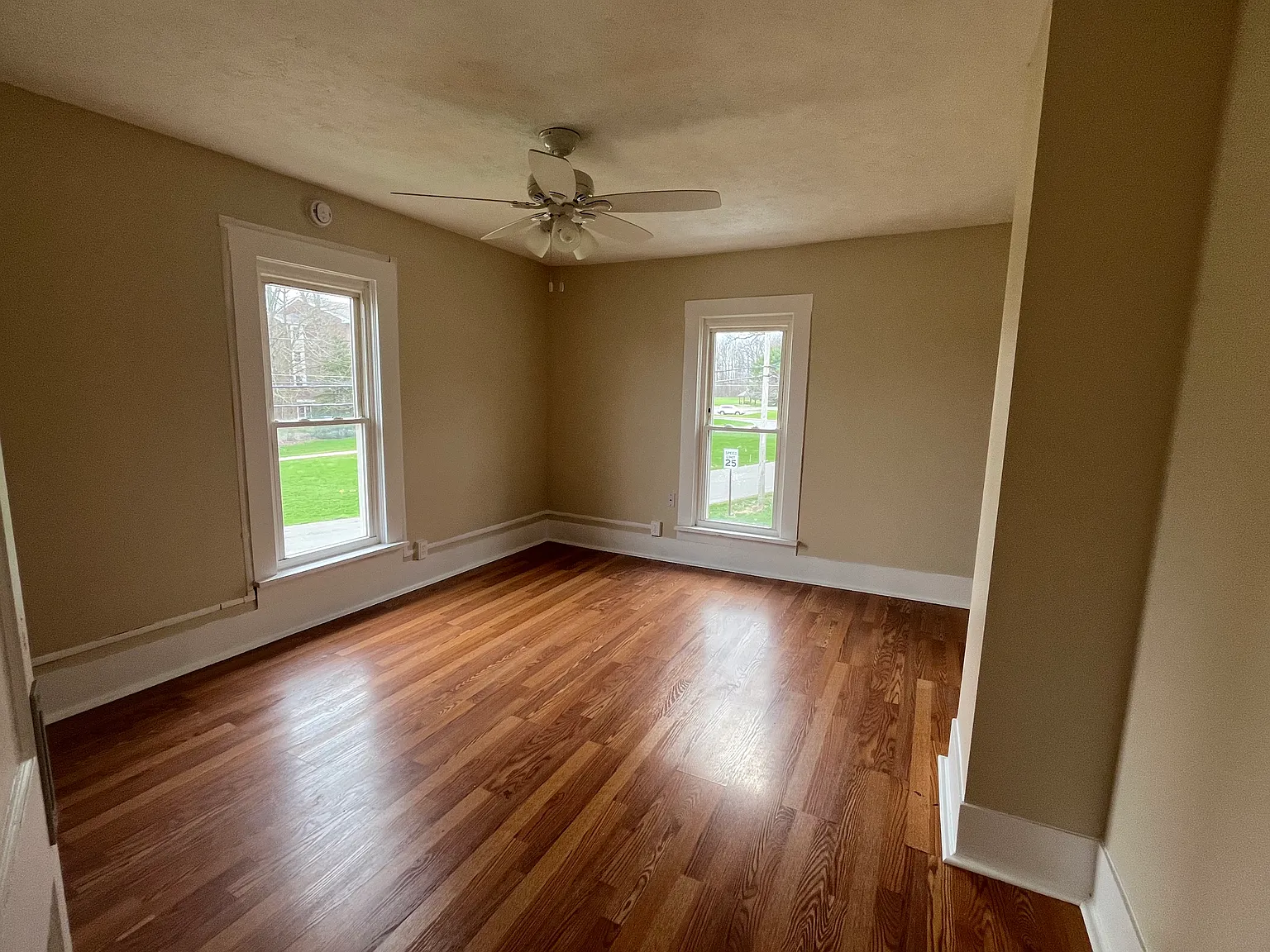 1 bed, 740 sqft, $800 — Photo 4