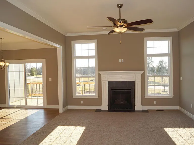 1923 Lasso Cir — Photo 8