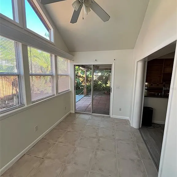 2678 Markham Ct — Photo 8