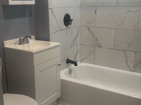 3rd image of 560 Main St #2E