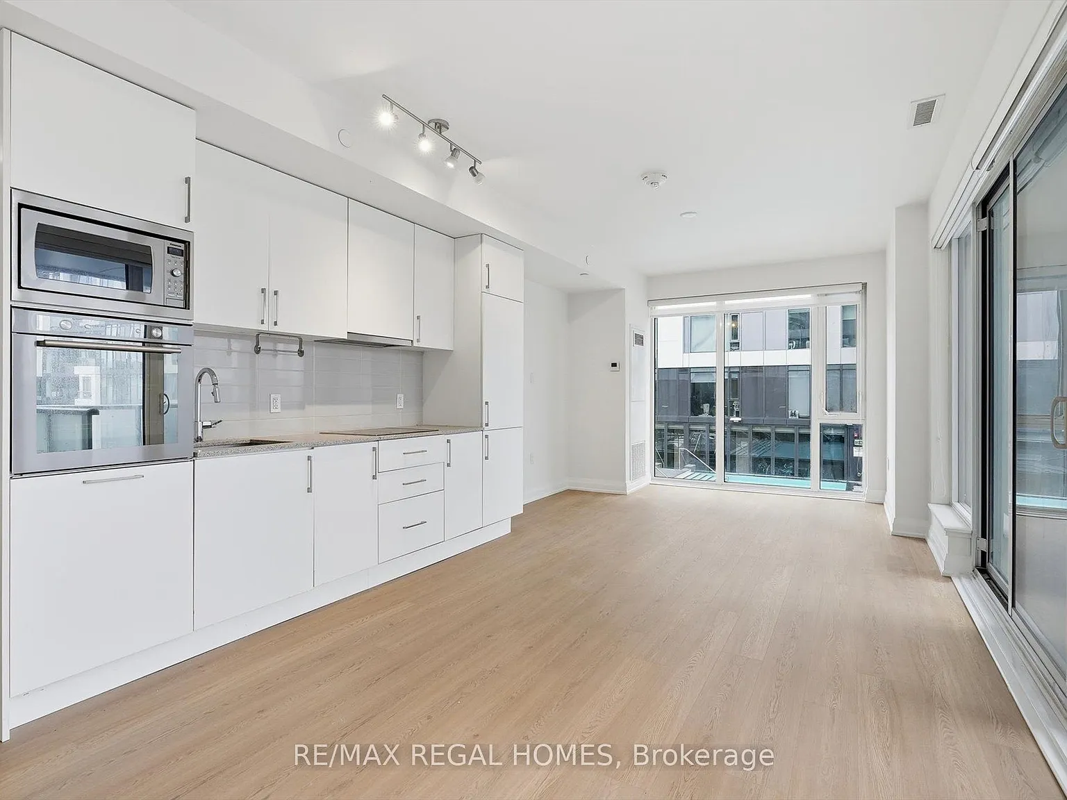 3 bed, $3,300 — Photo 3