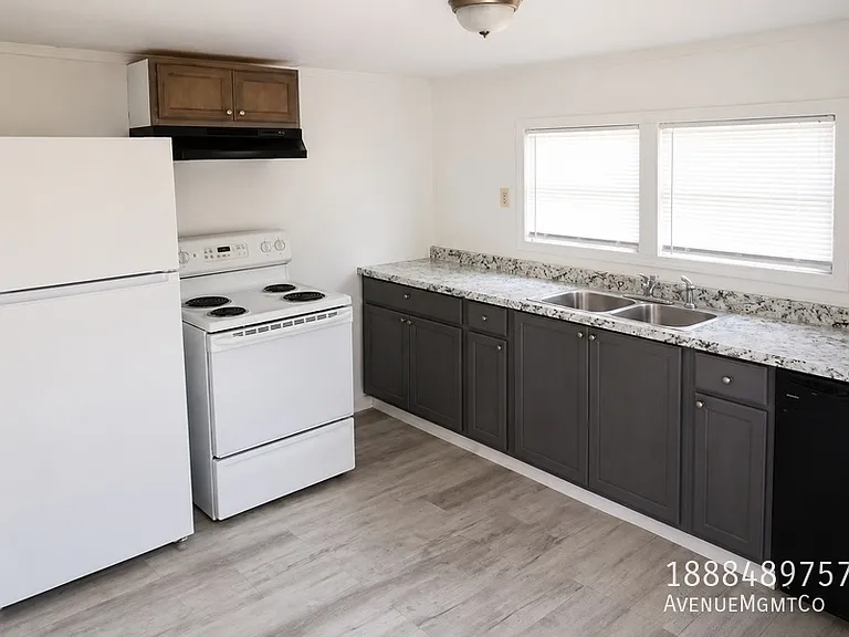 715 23rd St NW #7 — Photo 3