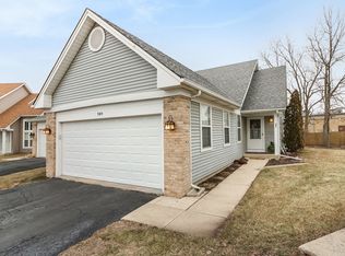 505 Creekside Ct, Oswego, IL 60543