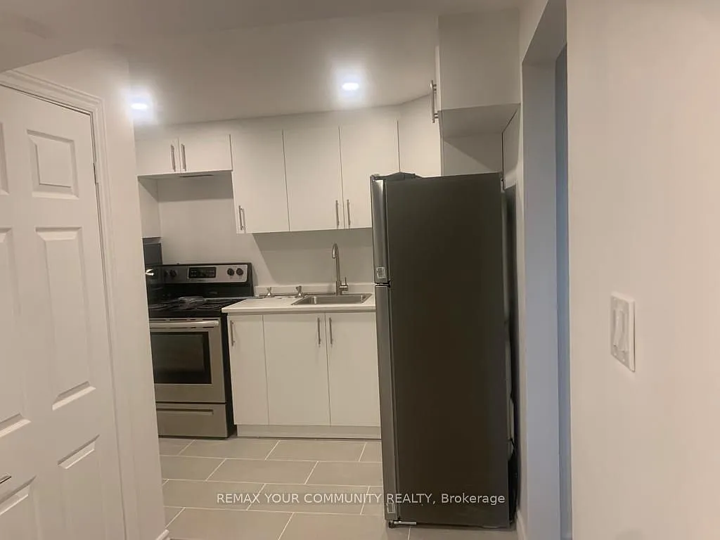 2 bed, $1,800 — Photo 2