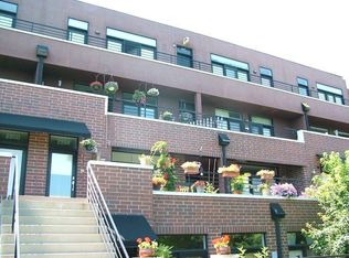 2954 N River Walk Dr #59H4, Chicago, IL 60618