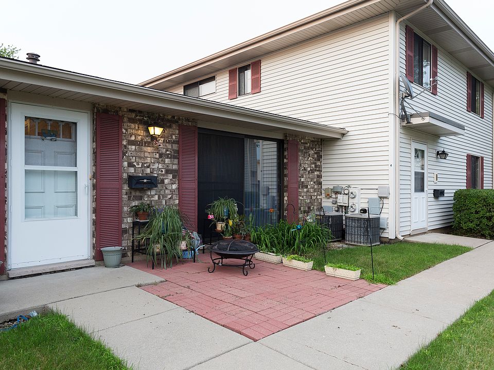 1st image of 306 Covehill Ct #306