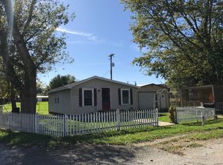 12 E Owen St, Ridge Farm, IL 61870