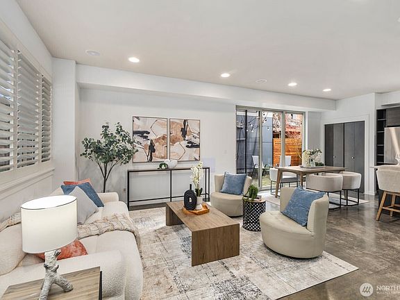 4th image of 3955 SW Oregon Street