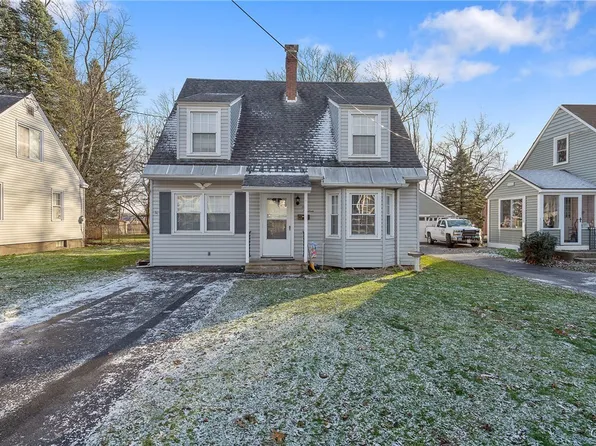 119 Wally Rd, North Syracuse, NY 13212