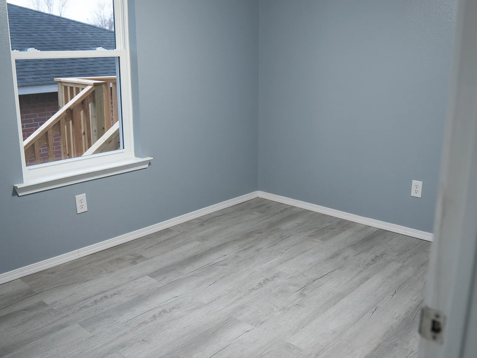 2 bed, 1050 sqft, $1,350 — Photo 4
