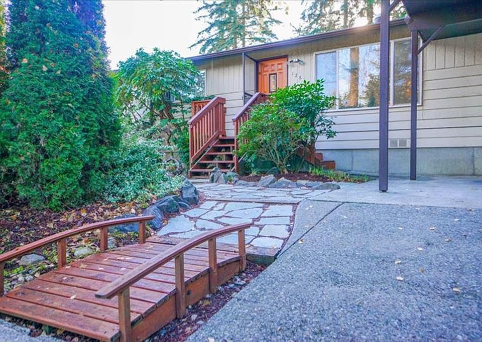 1st image of 126 143rd St SE