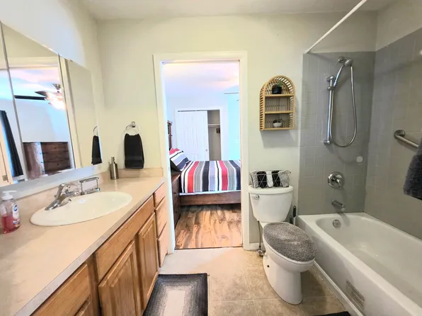 1234 Pine St, Pueblo, CO 81004