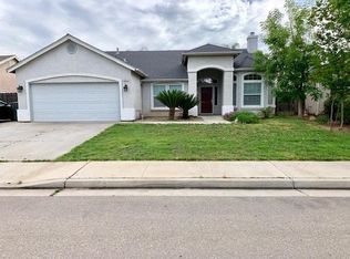 1911 Florence Ave, Sanger, CA 93657