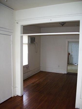 2nd image of 841 Delachaise St