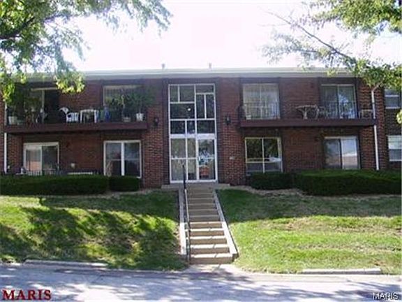 3rd image of 10344 Forest Brook Ln APT G