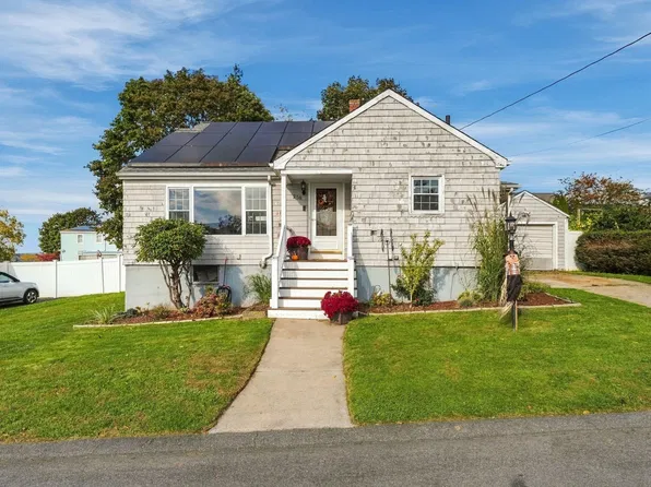 258 Goodwin St, Fall River, MA 02724