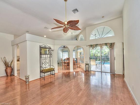 4th image of 22081 Seashore Cir