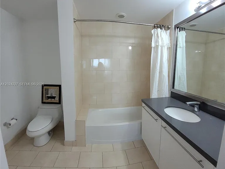 90 SW 3rd St #2208 — Photo 23