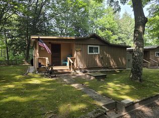2712 Piney Ridge Rd, Ludington, MI 49431
