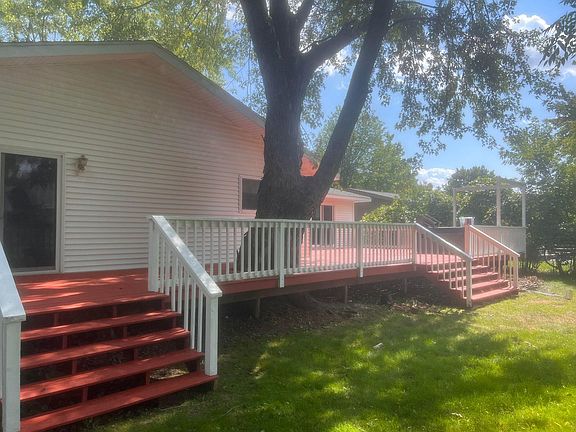 2nd image of 536 Brentwood Dr