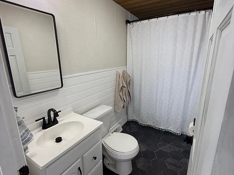 10 Ray Hill Rd — Photo 10