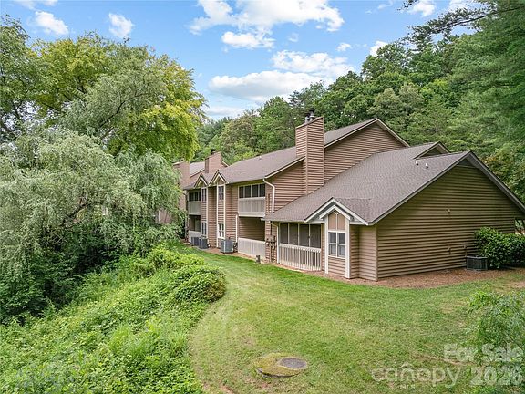 5th image of 20 Timberlake Dr