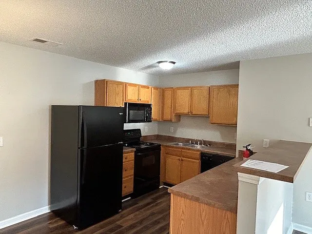 1960 Crest Hollow Dr #204 — Photo 5