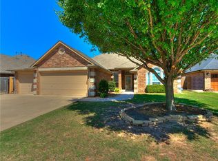 11812 Kimberlyn Rd, Oklahoma City, OK 73162