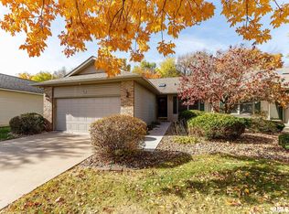 1605 53rd St, Moline, IL 61265