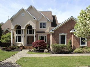 6 Hilltop Ct, Rexford, NY 12148