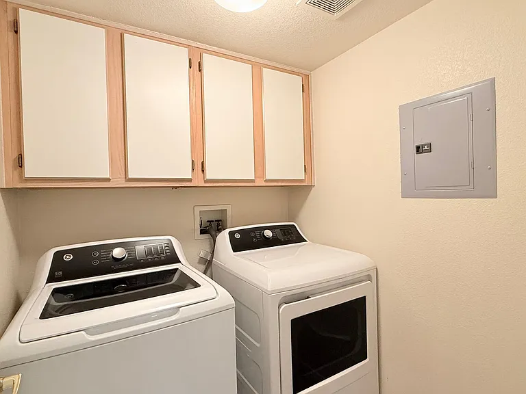 1126 Vista Pointe Cir — Photo 14