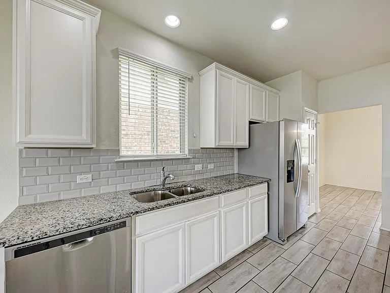 11809 Eragon Dr — Photo 12