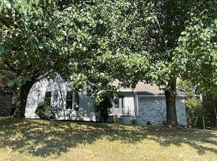 364 Wallace Rd, Jackson, TN 38305