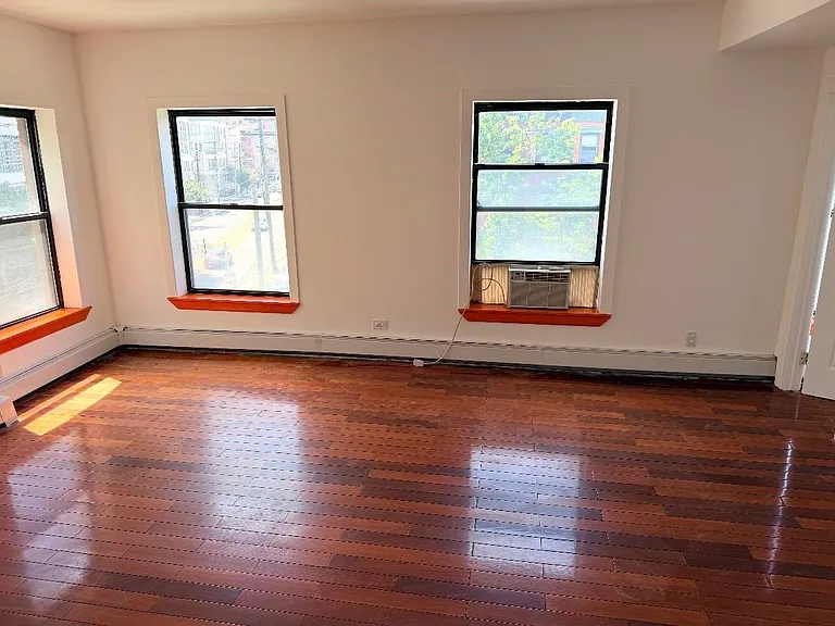 236 Grove St #3 — Photo 6